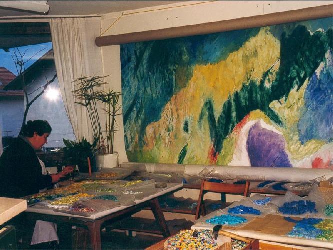 Umsetzung in Mosaik (Reutte, Fassadenmosaik)